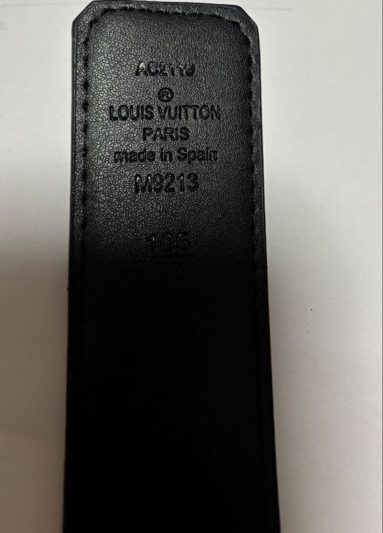 LOUIS VUITTON 黒ベルト M9213