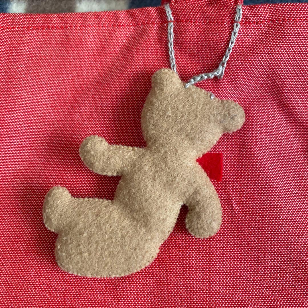 と*も様 ファミリア　familiar 赤いトートバッグ クマのぬいぐるみ付き