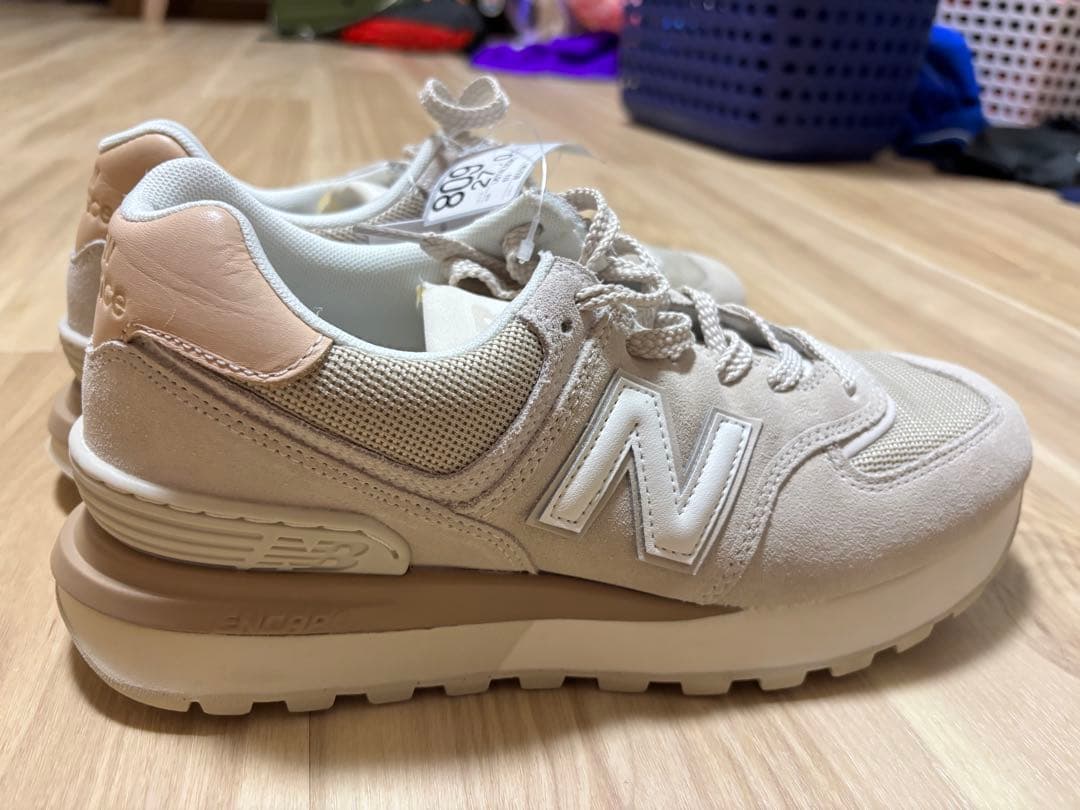 hide【新品未使用】new balance(ニューバランス)