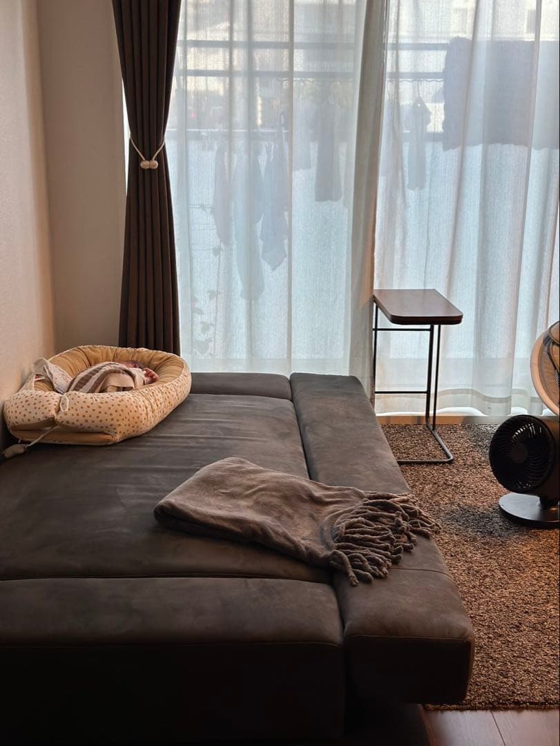 【111high】グレー3人掛けソファ