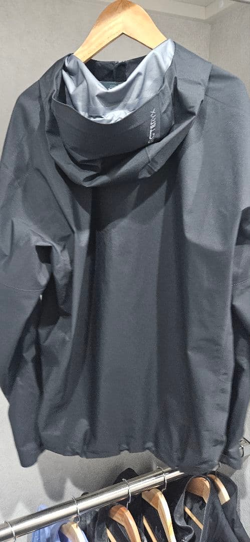 アークテリクス　ARC'TERYX　ベータジャケット　ブラック　M