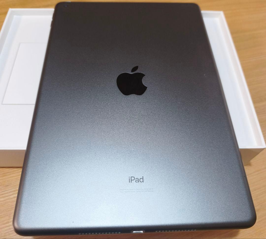 Apple iPad 第7世代　スペースグレー 本体