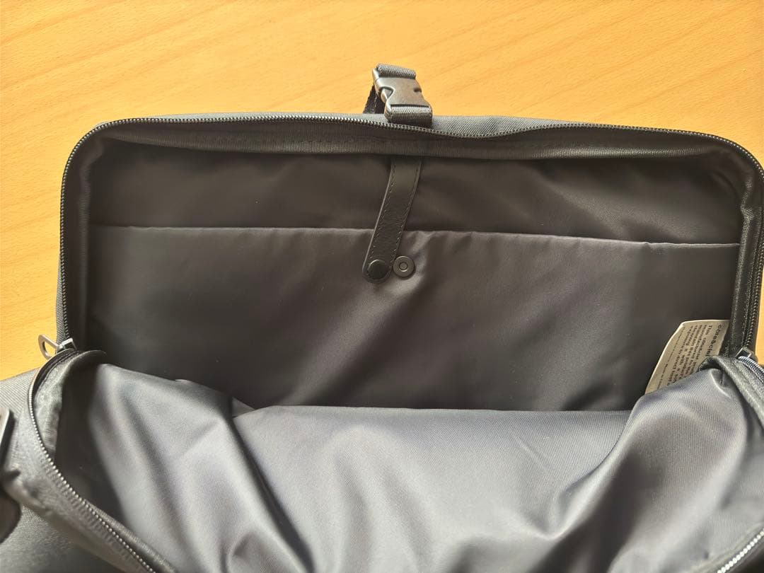 【美品】cote&ciel Riss ブラック ショルダーバッグ