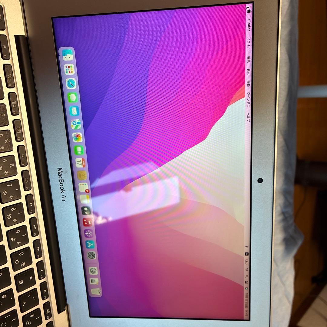 MacBook Air 11インチ 2015年製 綺麗 充電器付