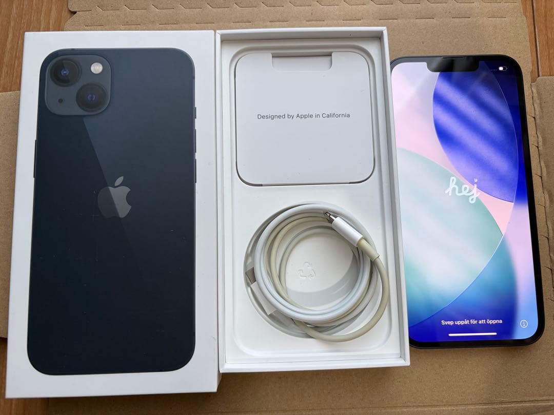 Apple iPhone 13 本体　128GB ミッドナイト