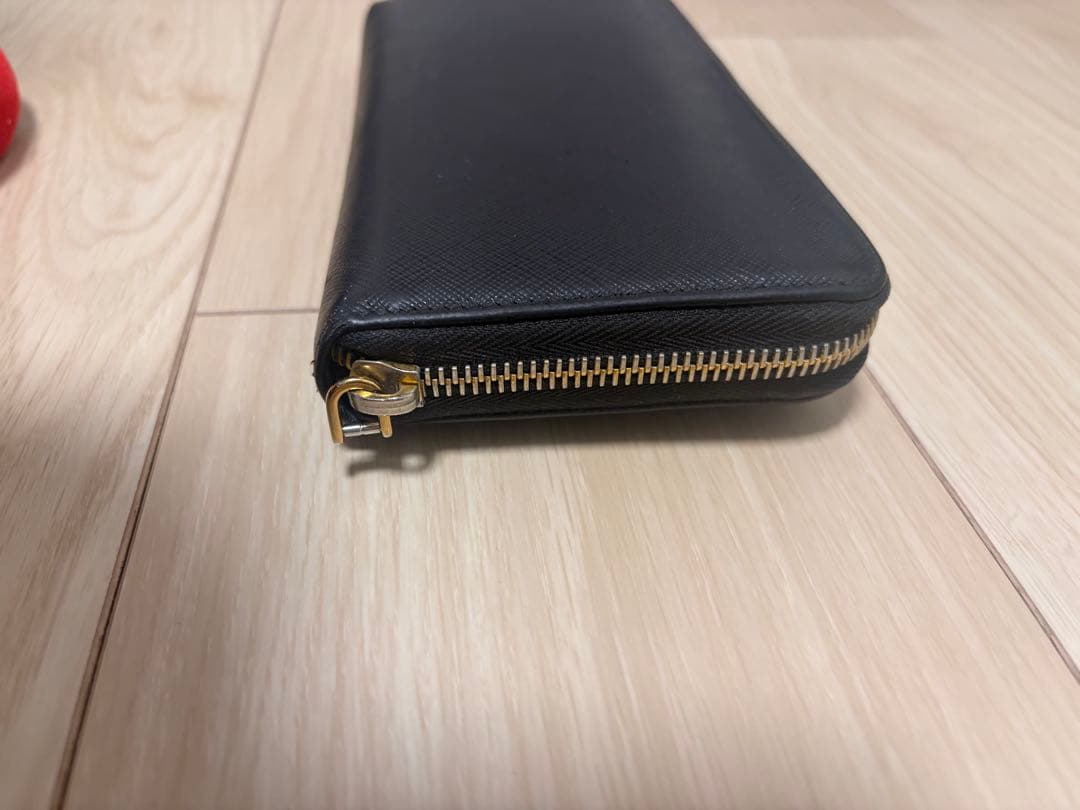 PRADA ブラック 長財布