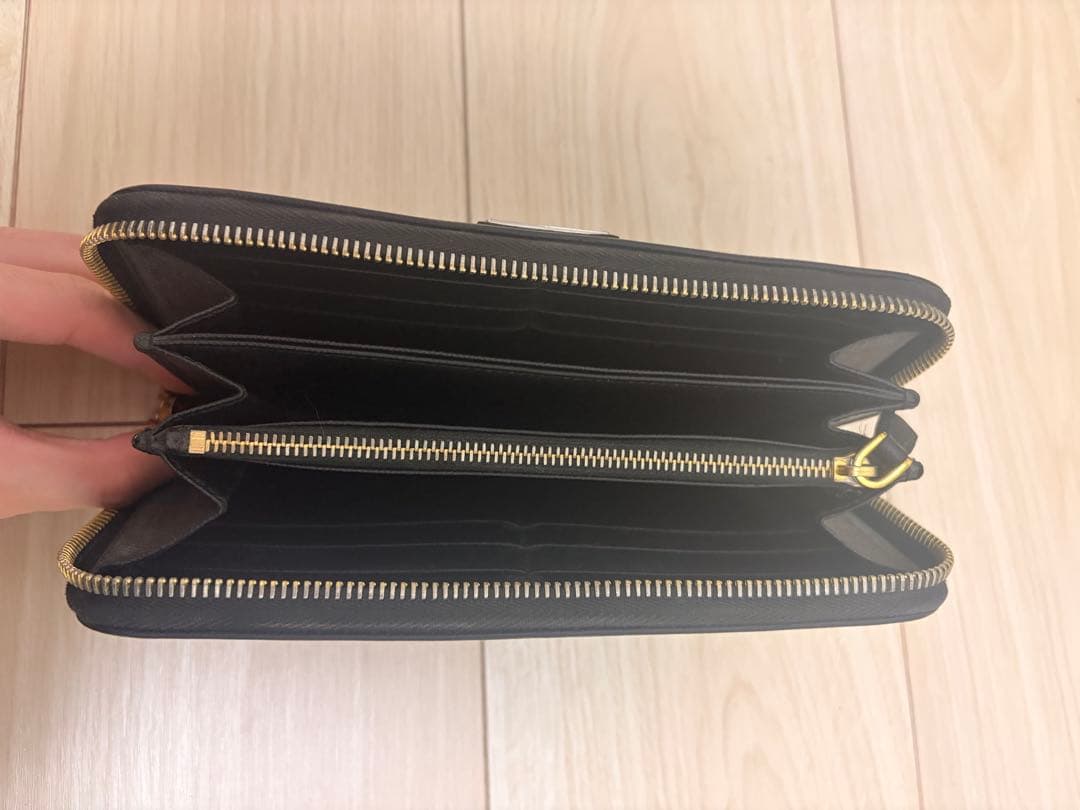 PRADA ブラック 長財布