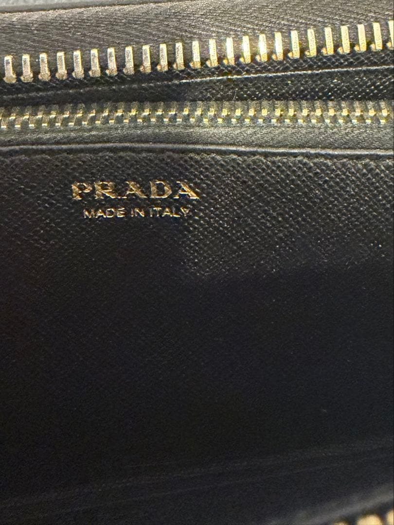 PRADA ブラック 長財布
