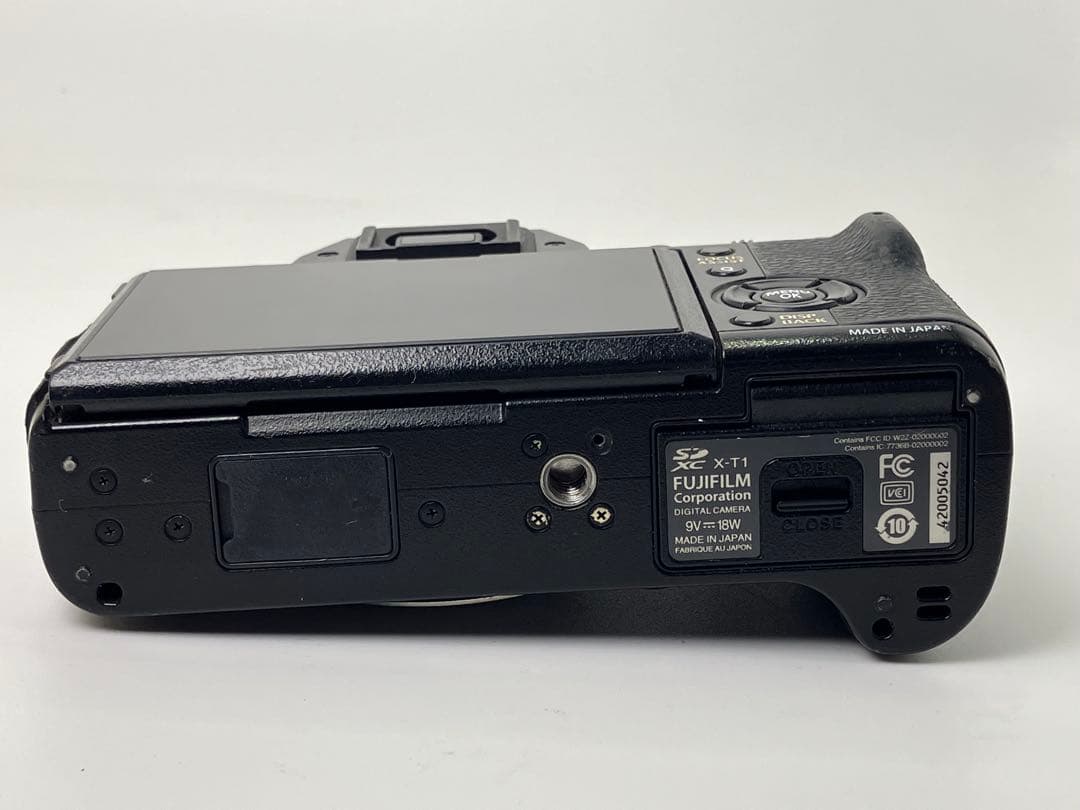 【返品保証・動作確認済】FUJIFILM X-T1 本体