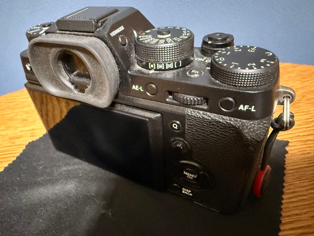 【極上美品元箱付】FUJIFILM X-T2 ＋ 純正バッテリーグリップ セット