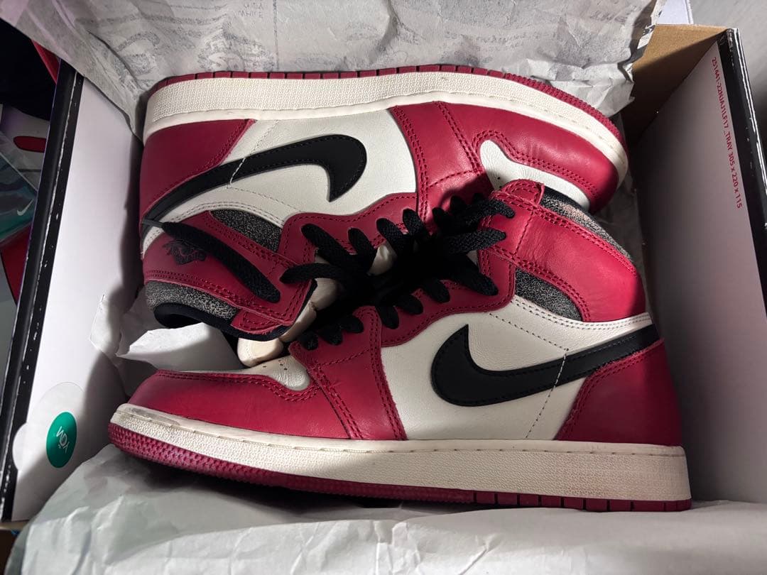靴 Nike Air Jordan 1 Lost & Found/Chicago