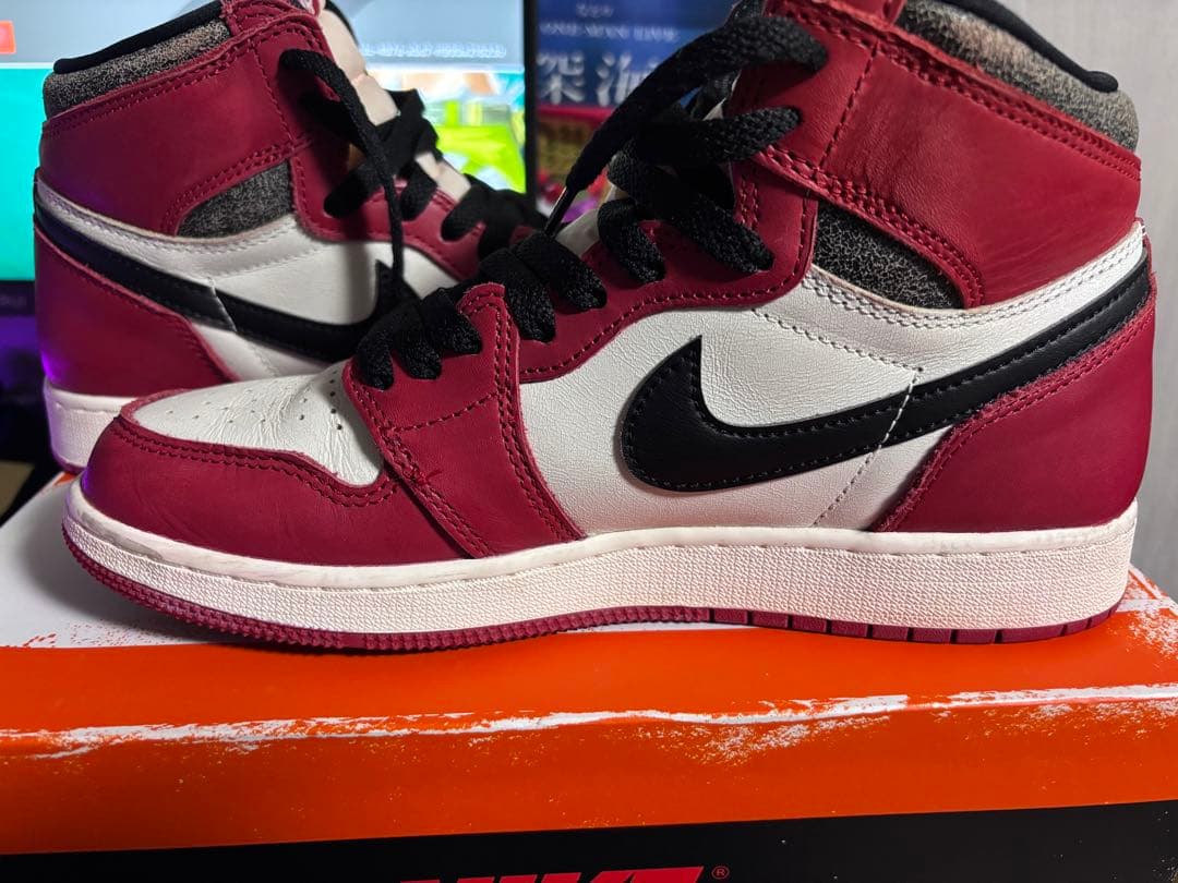 靴 Nike Air Jordan 1 Lost & Found/Chicago
