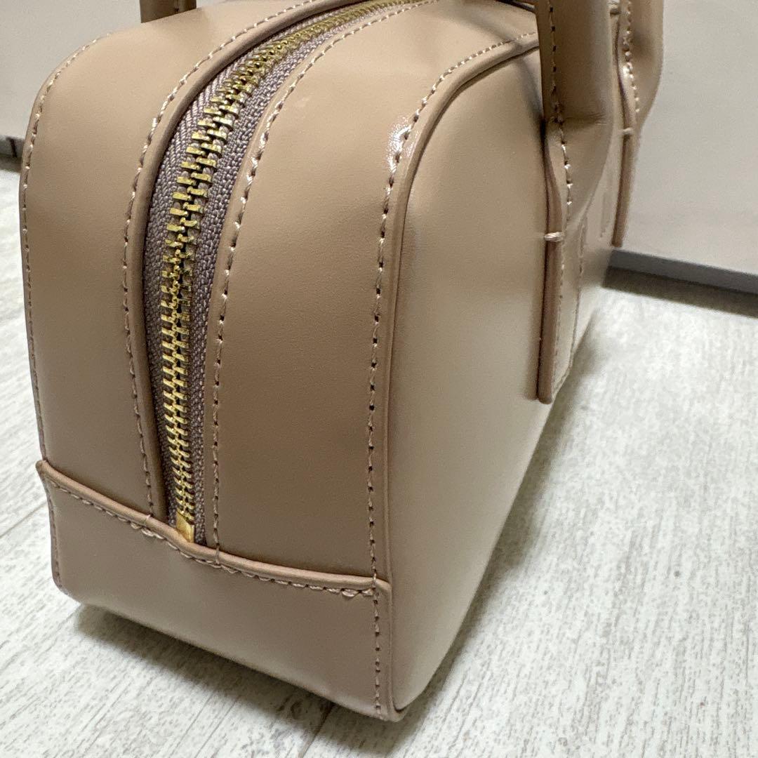 本日限りお値下中❗️herlipto ロゴミニボストンバッグ ベージュ