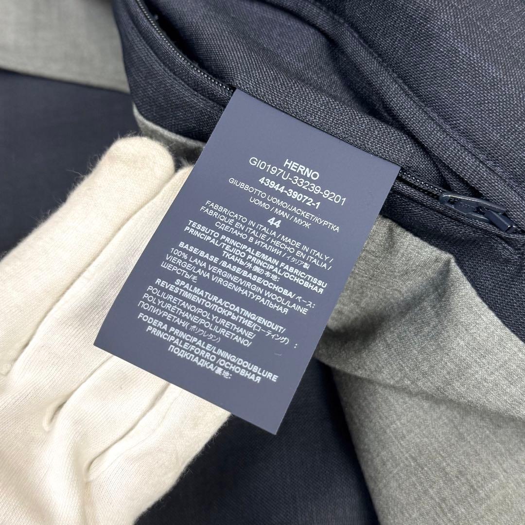 未使用に近い HERNO ヴァルスター型 ブルゾン STORM ロロピアーナ