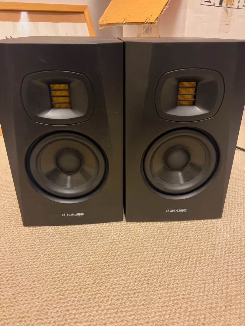 【美品】ADAM Audio T5V スタジオモニタースピーカー（2本）