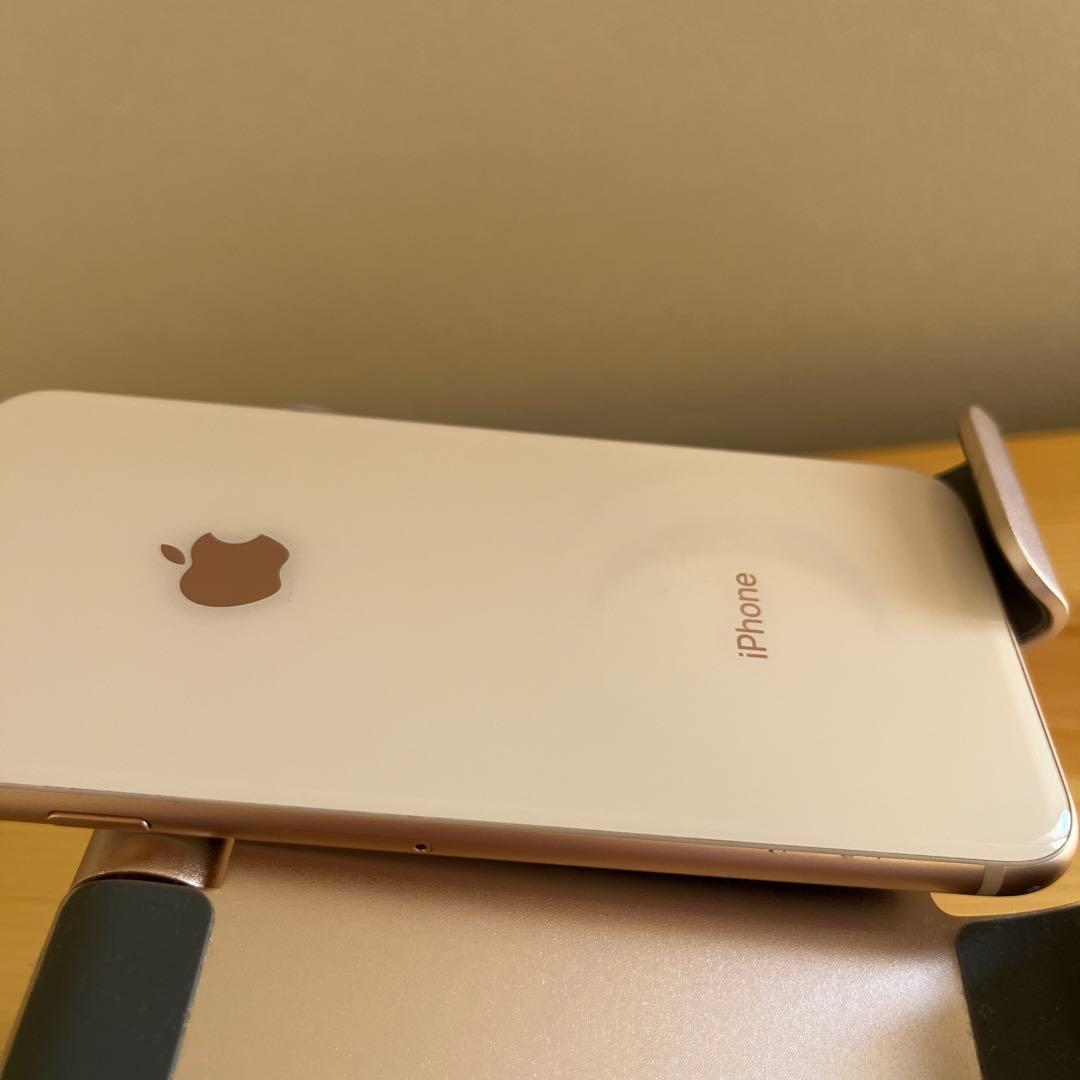 バッテリー新品100%！iPhone8 64GB ゴールド
