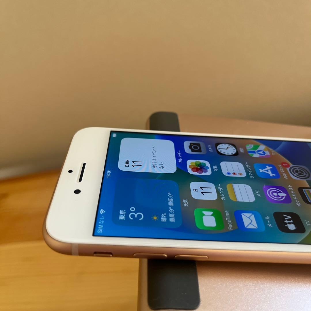 バッテリー新品100%！iPhone8 64GB ゴールド