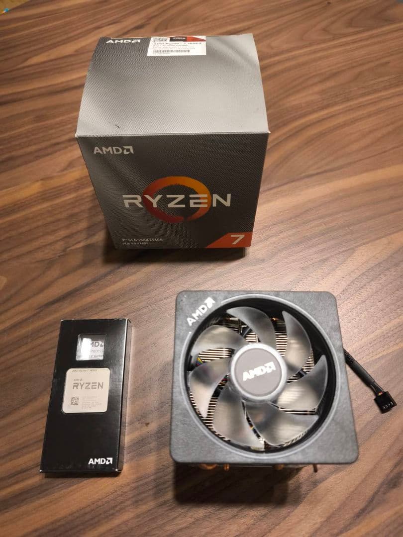AMD Ryzen 7 3800X CPU 本体