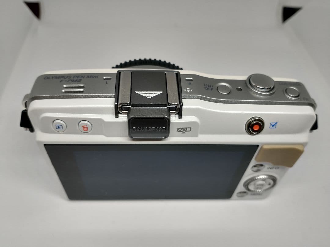 [美品] PEN Mini E-PM2 ホワイトボディ OLYMPUS