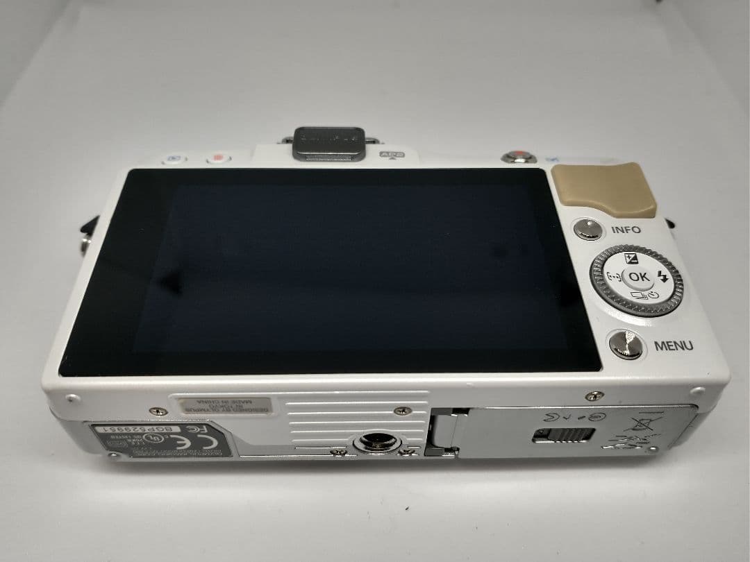 [美品] PEN Mini E-PM2 ホワイトボディ OLYMPUS