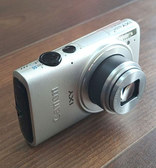 Canon　IXY610F　キャノン　付属品　保護フィルム　箱あり　動作確認済