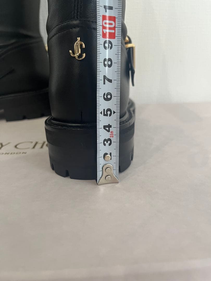 JIMMY CHOO 37 黒ニーハイブーツ金具付きストラップ定価¥180400
