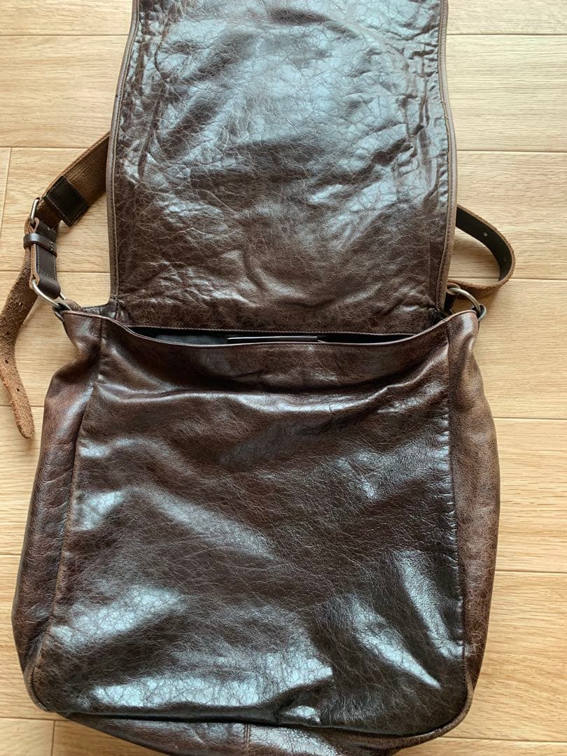 【希少】BALENCIAGA メッセンジャーバッグ　 ショルダーバック
