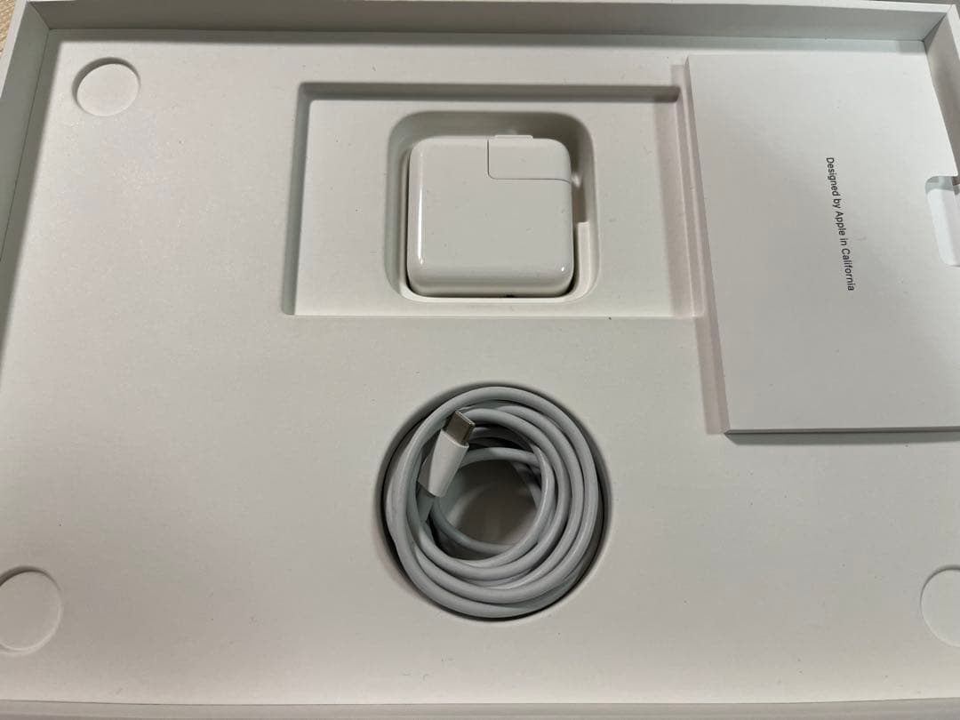 【美品】MacBook Air M1 シルバー 8GB 256GB