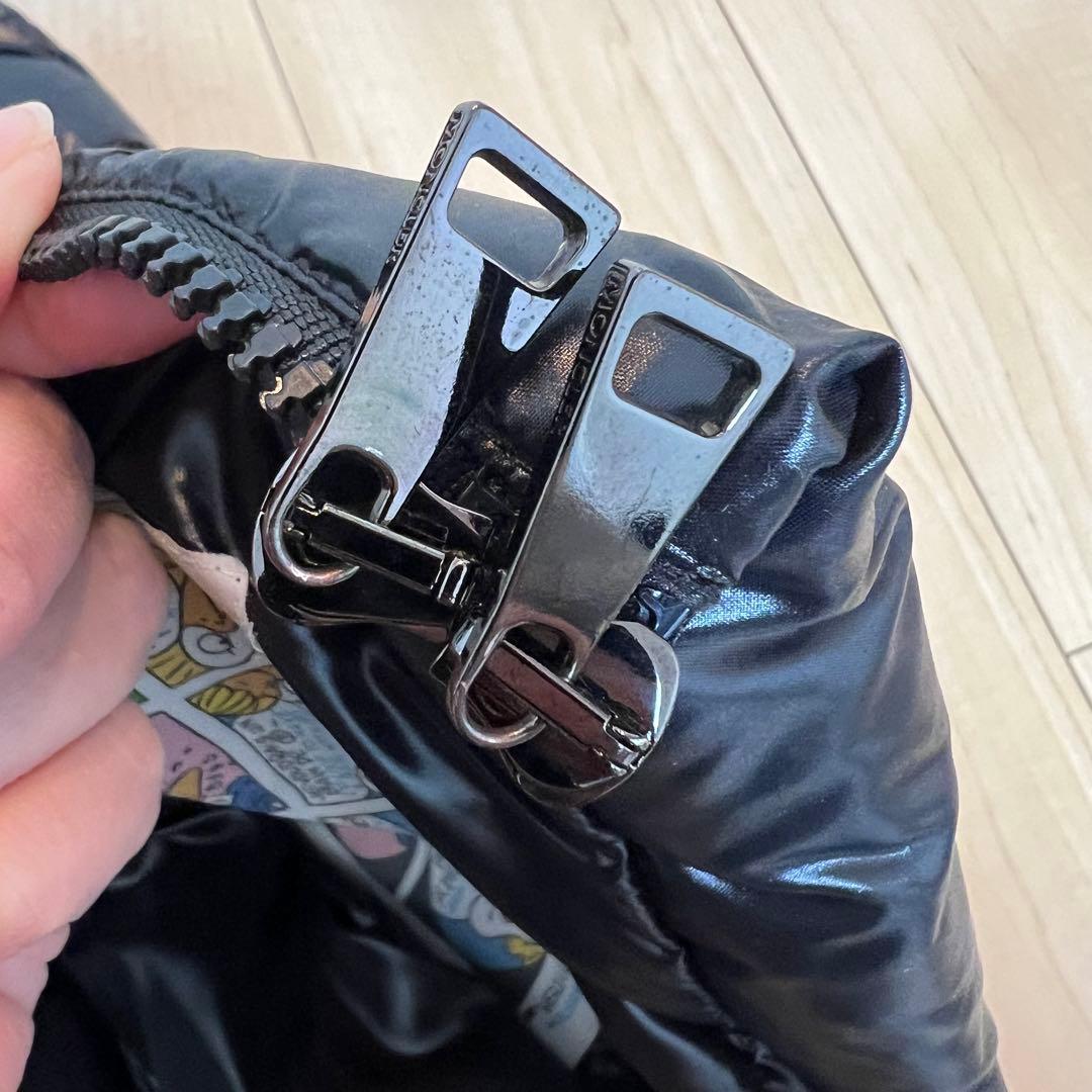 Moncler 黒 ダウンベスト