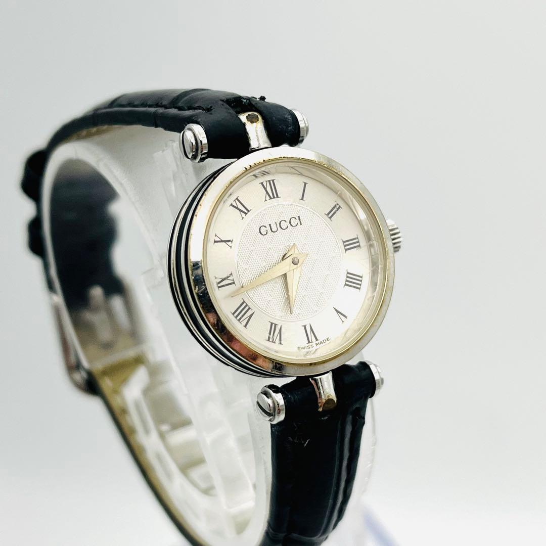 GUCCI ホワイト文字盤 ブラック革ベルト レディース時計