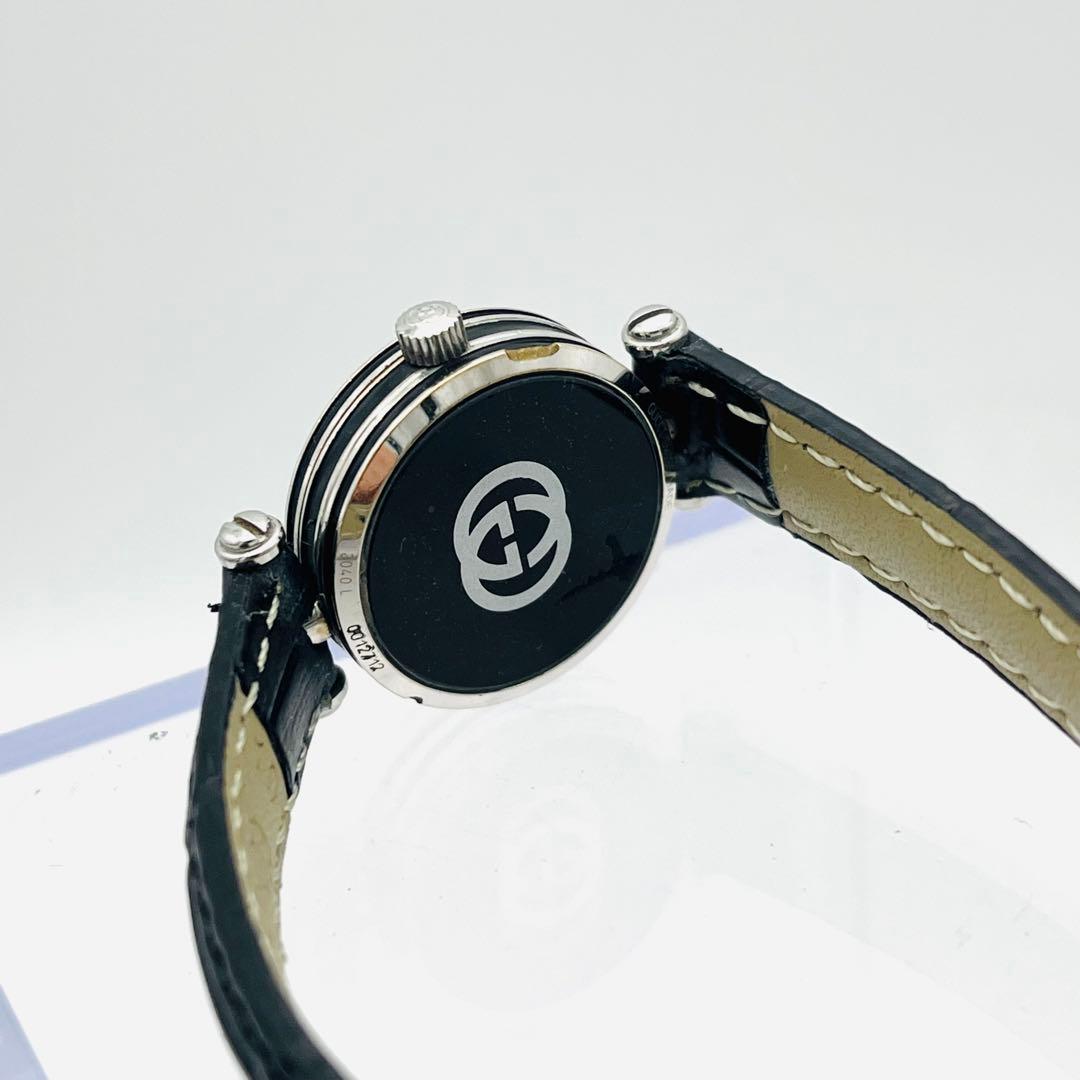 GUCCI ホワイト文字盤 ブラック革ベルト レディース時計