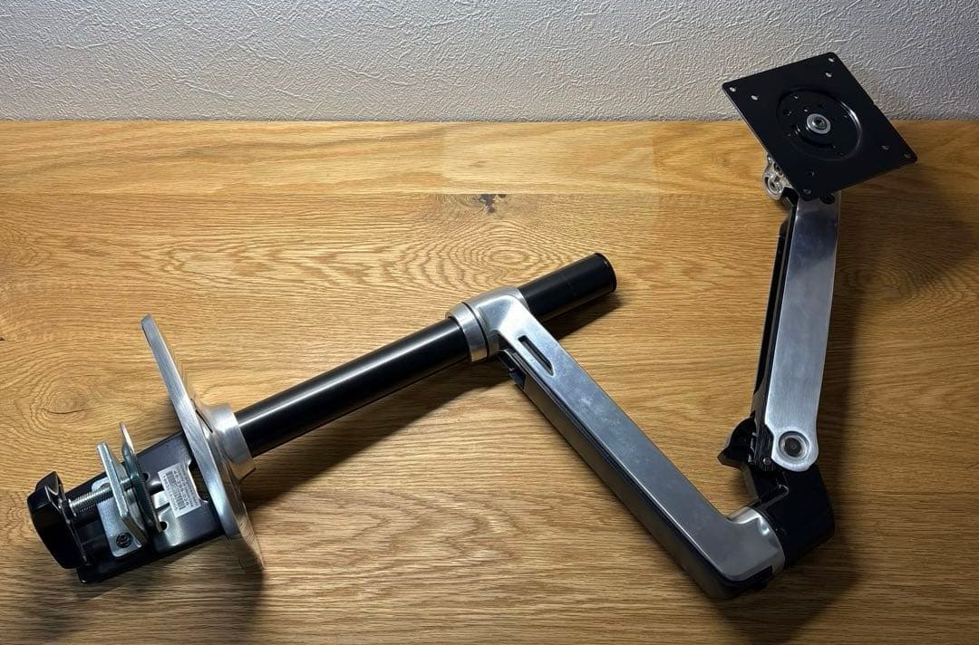 エルゴトロン LX Desk Monitor Arm シルバー