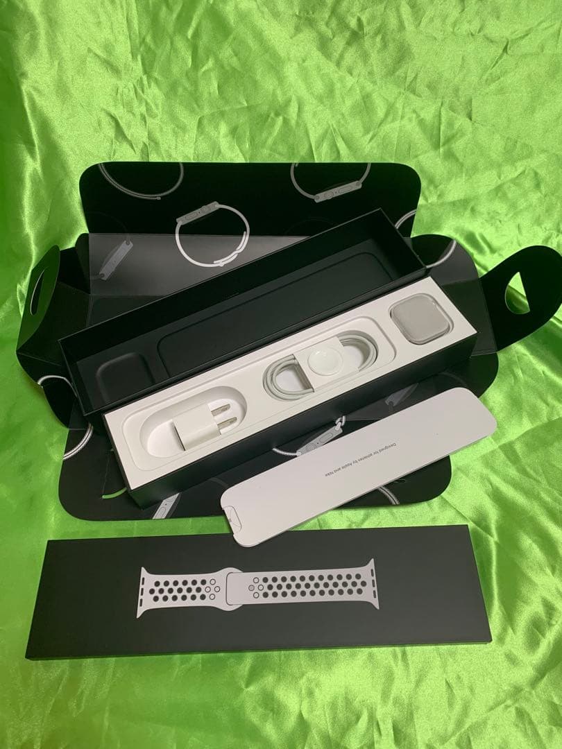 その他 Apple Watch Series4 NikeSports GPS+Cel