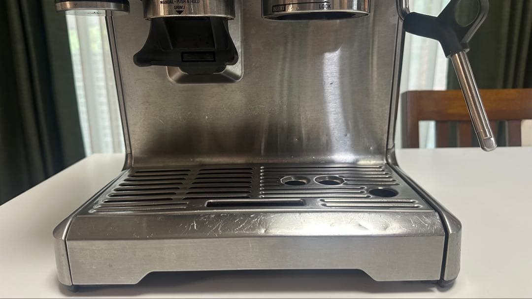 イタリア　【変圧器とグラインダー付き】Breville Barista