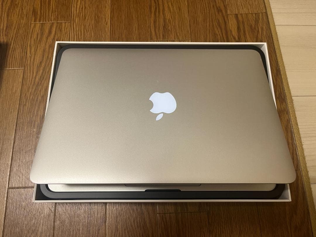 MacBook Pro MGX82J/A SSD256GB 付属品完備