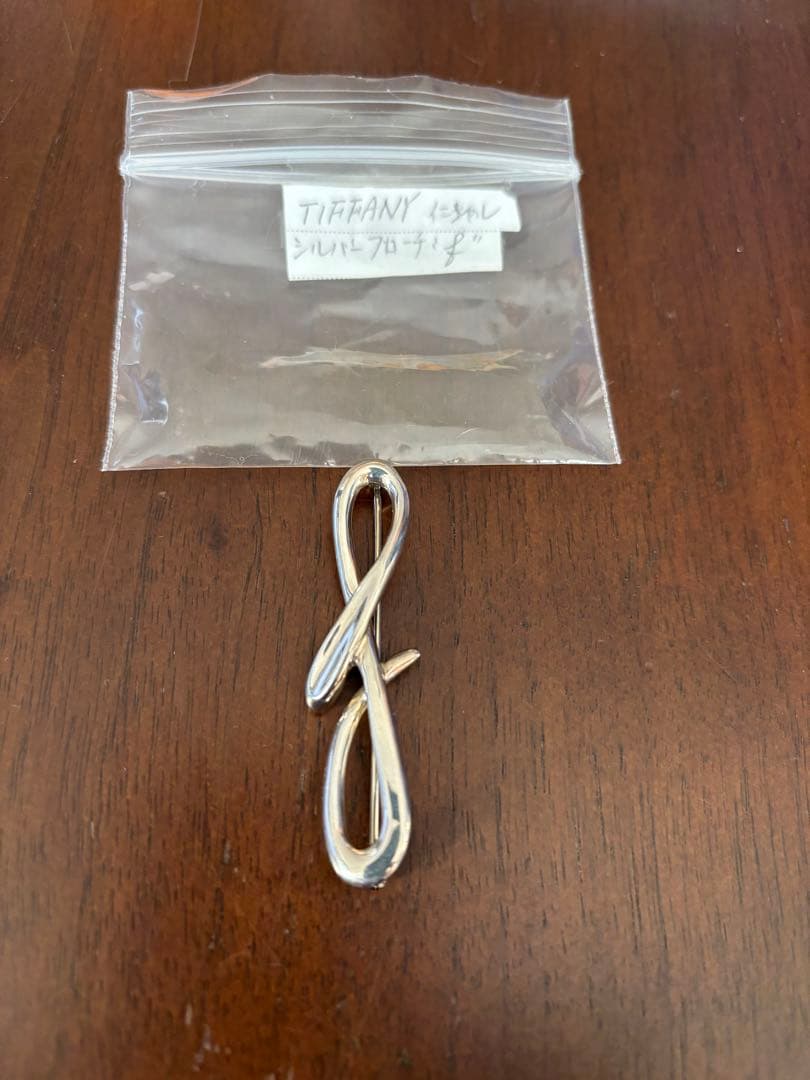 TIFFANY シルバー ブローチ イニシャルF