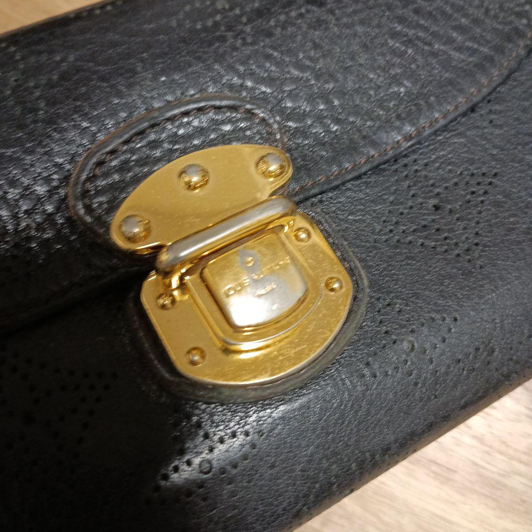 Louis Vuitton 黒レザー長財布 金具付き