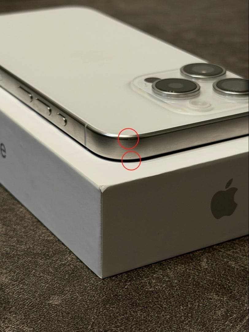 Apple iPhone 15pro 128GB 本体　ホワイトチタニウム