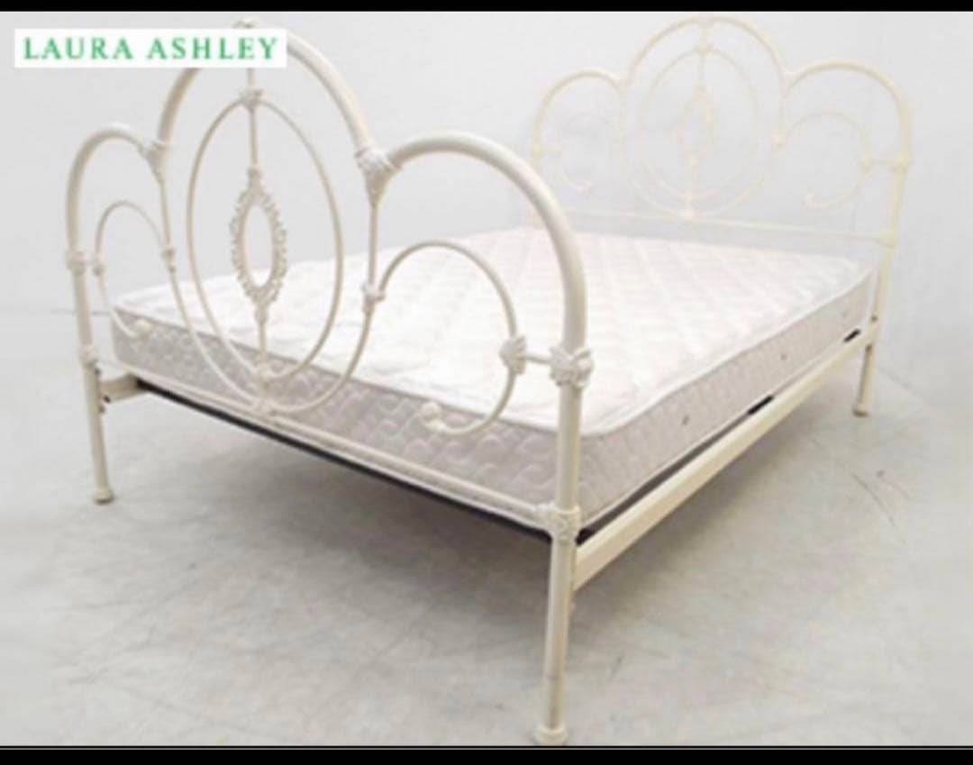 Laura Ashley ローラアシュレイ サマセット ダブル ベッドフレーム