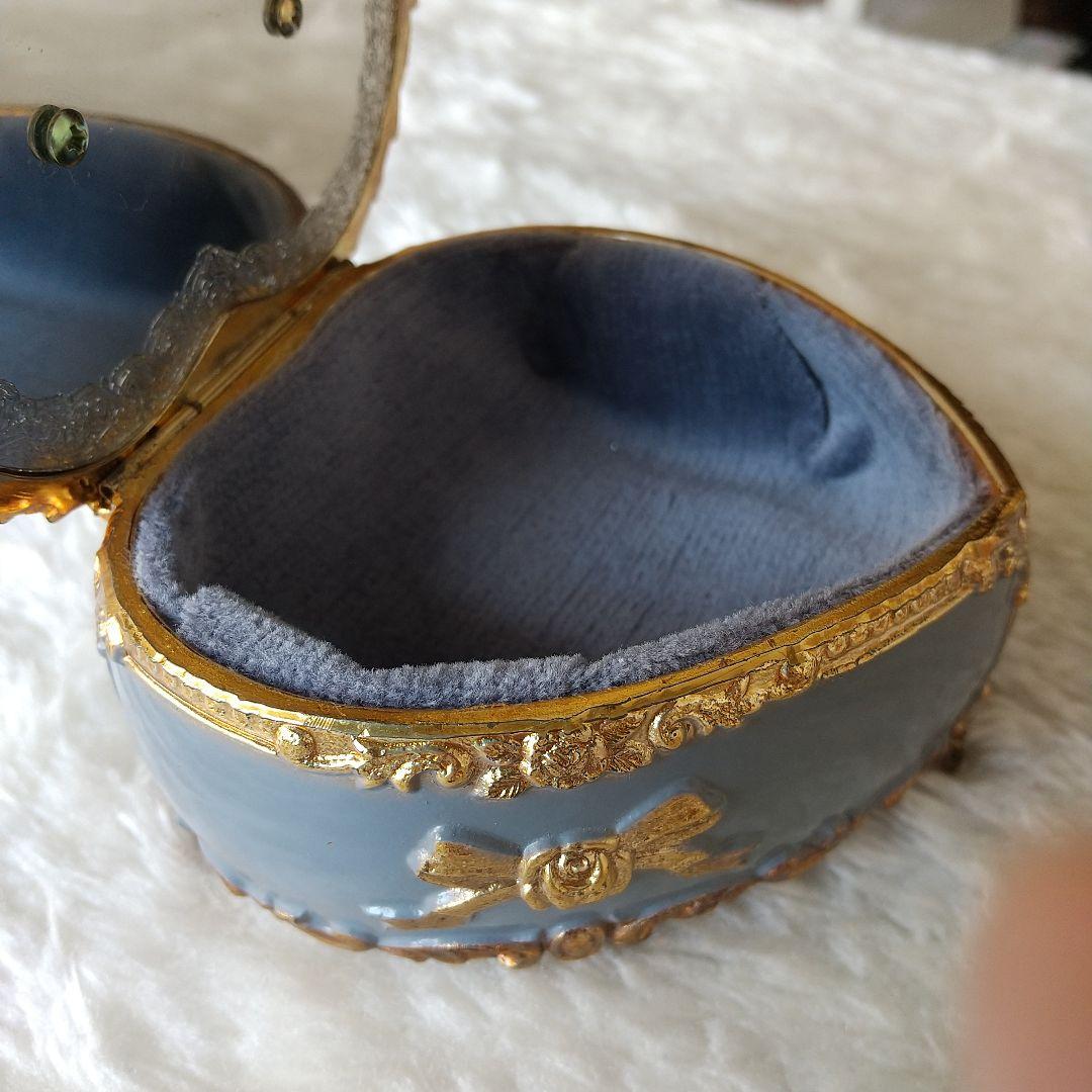 新品オルゴール(愛の讃歌)ハート型気品、緻密な装飾、ゴージャス、宝石入れ/日本製