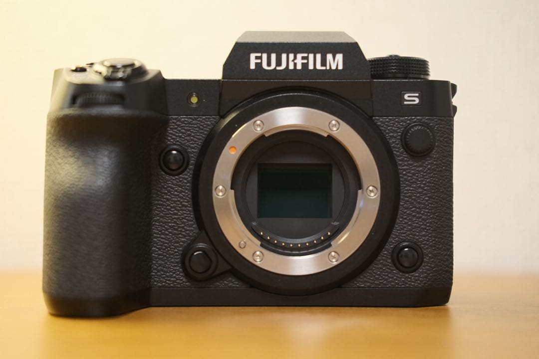 FUJIFILM X-H2S ボディ 美品　動作良好 シャッター8817枚