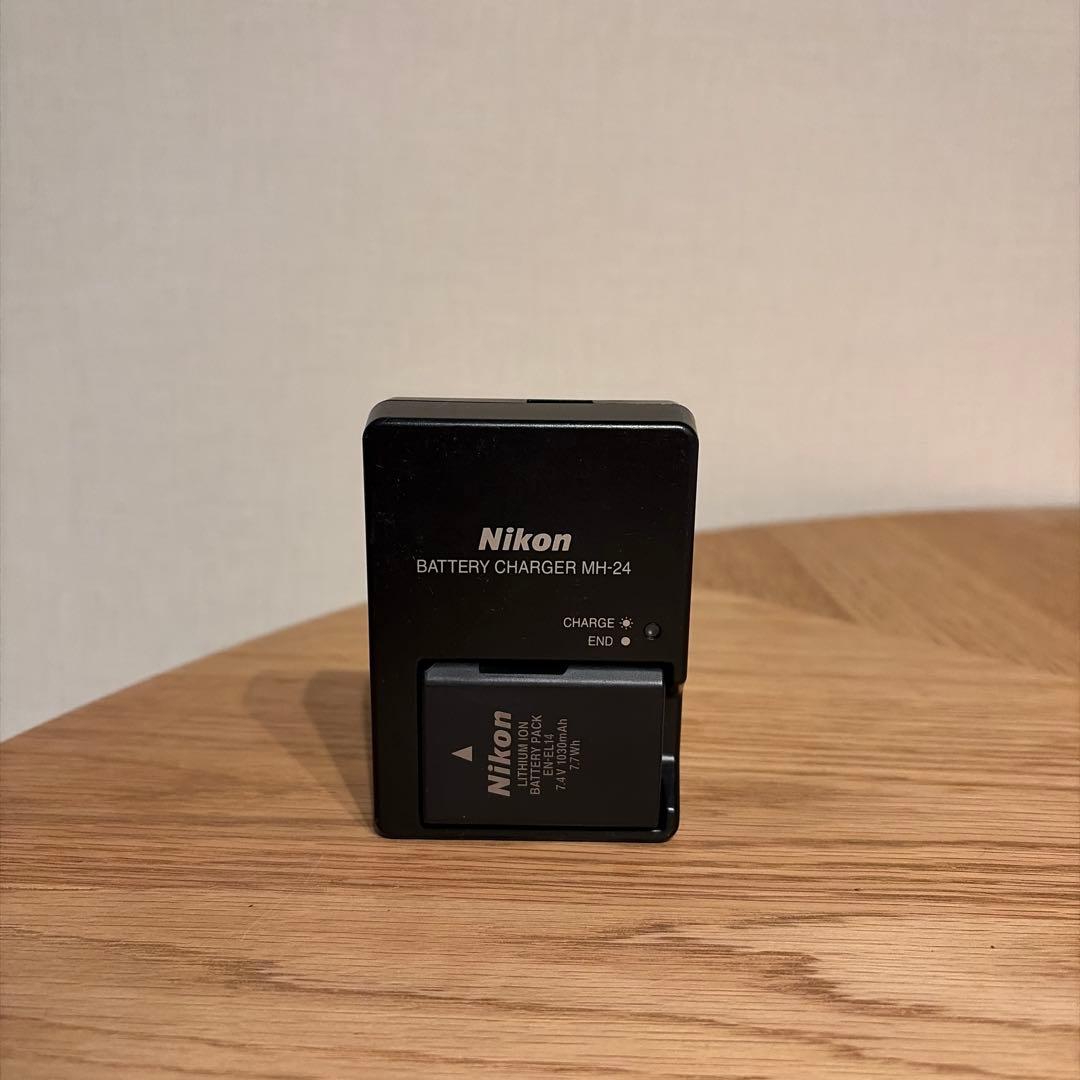 Nikon D3100 デジタル一眼レフ 18-55mm