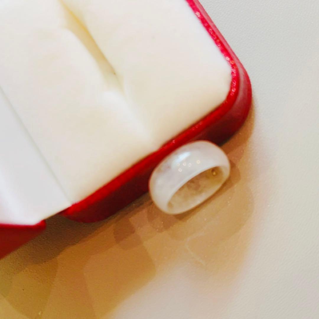 氷翡翠　ホワイト　リング　パワーストーン　8号