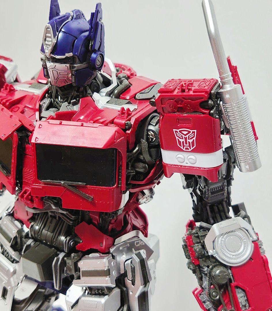 童友社 トランスフォーマー　オプティマスプライム　プラモデル　完成品