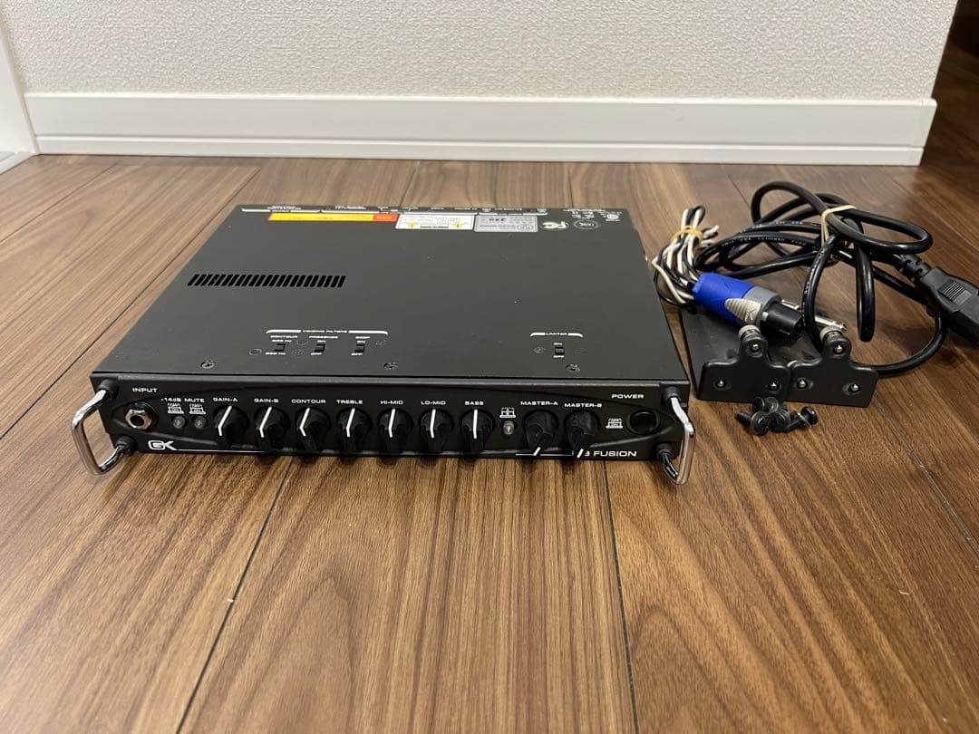 GK MB Fusion ベース用ヘッドアンプ＋ラックマウンタセット