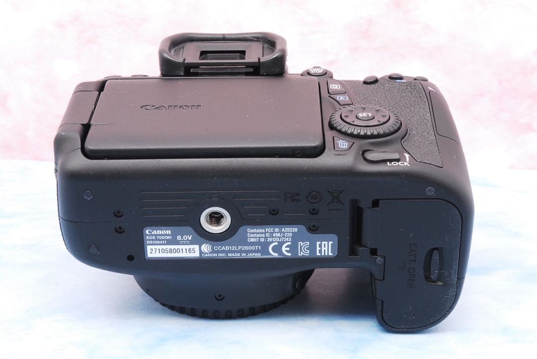 Canon EOS 70D★一眼レフカメラ★超望遠レンズ付★Wi-Fi