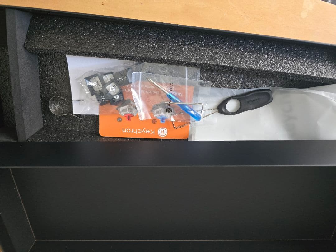 Keychron K8 Pro TKL ワイヤレスメカニカルキーボード