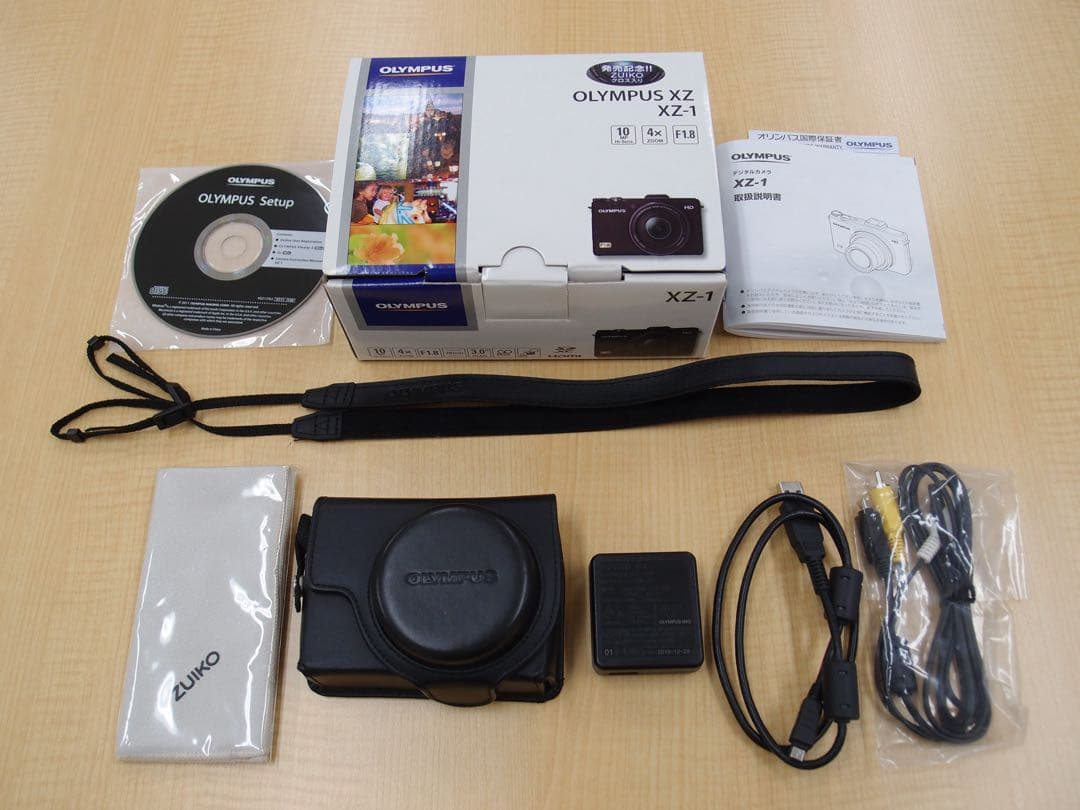 m*a様 【極美品】OLYMPUS オリンパス XZ-1 フルセット セミハード