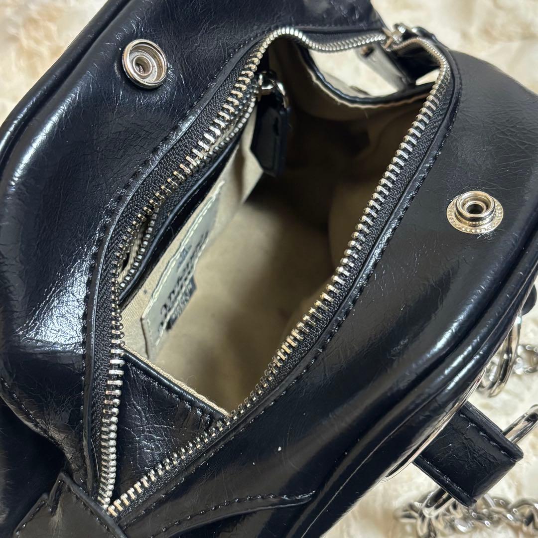 Vivienne Westwoodレザー ビッグ オーブ ショルダーバッグ