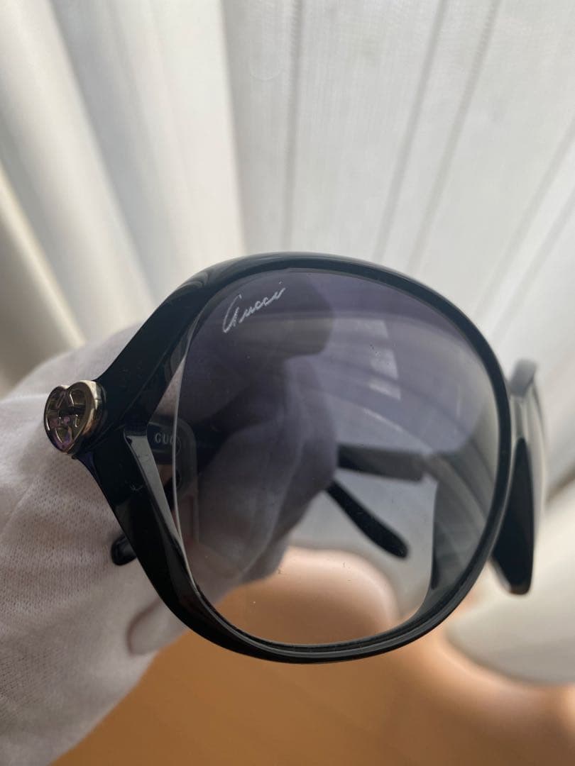 MONOTONE！GUCCI サングラスハートレディース黒ケース付き度なし